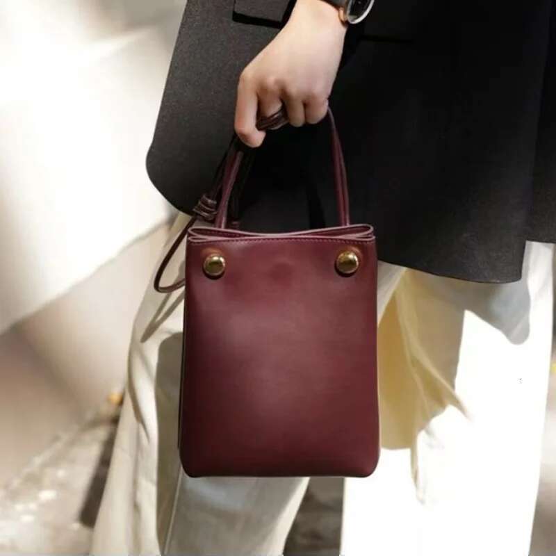 Creative Brand Women Bucket Gold Metal Genuine Leather Long Strap Shoulde Bag High-End Designer Handbag