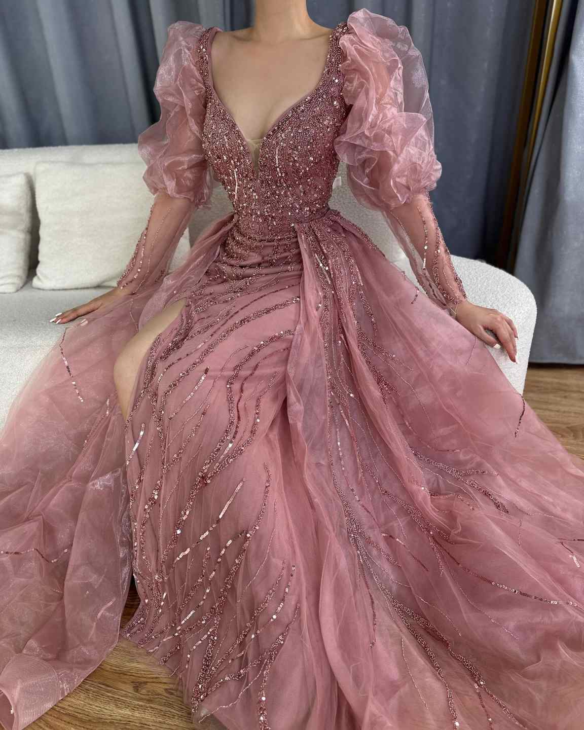 Elegant Pink Prom Dresses A-Line With Deep V-Neck Sequins Beaded Customized Zipper Court Gown Floor-Length Side High Split Evening Dress Plus Size Ves