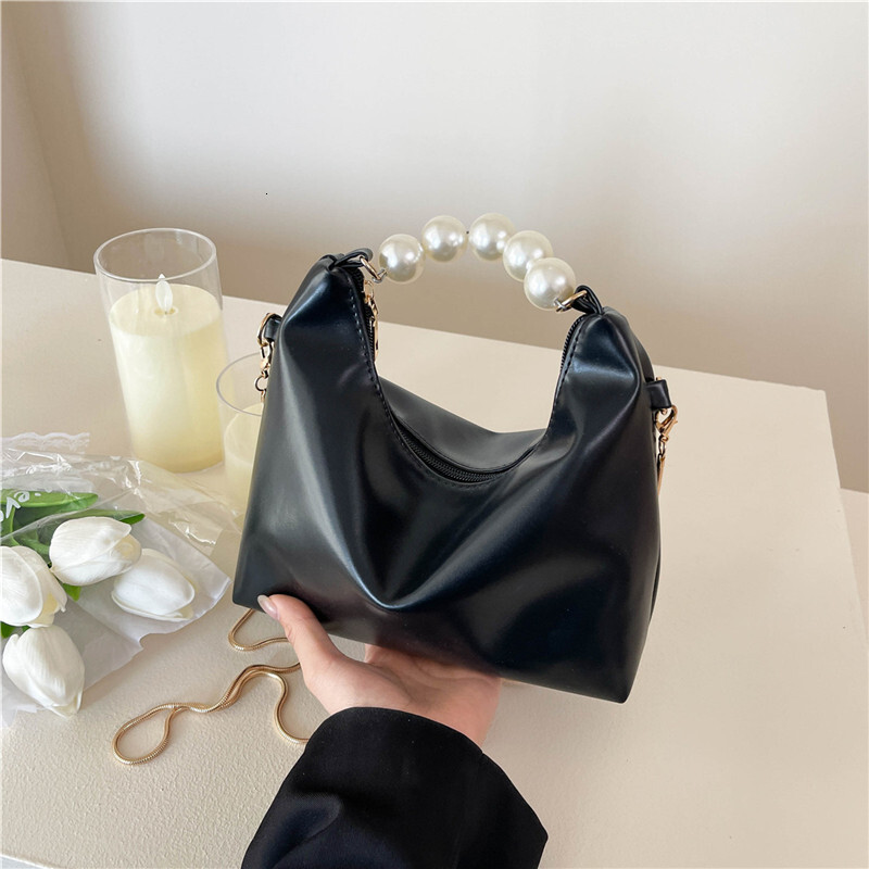 Small Highend Pearl Handbag Women's 2025 New Mini Chain Shoulder Crossbody Small Bag New Free Delivery Designer Luxury Bag Bag Dumpling Bag