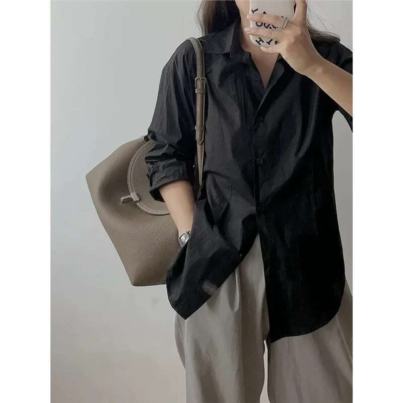 Niche leather T-shaped flip cover handbag commuting, large capacity single shoulder storage bag, tote bag for women