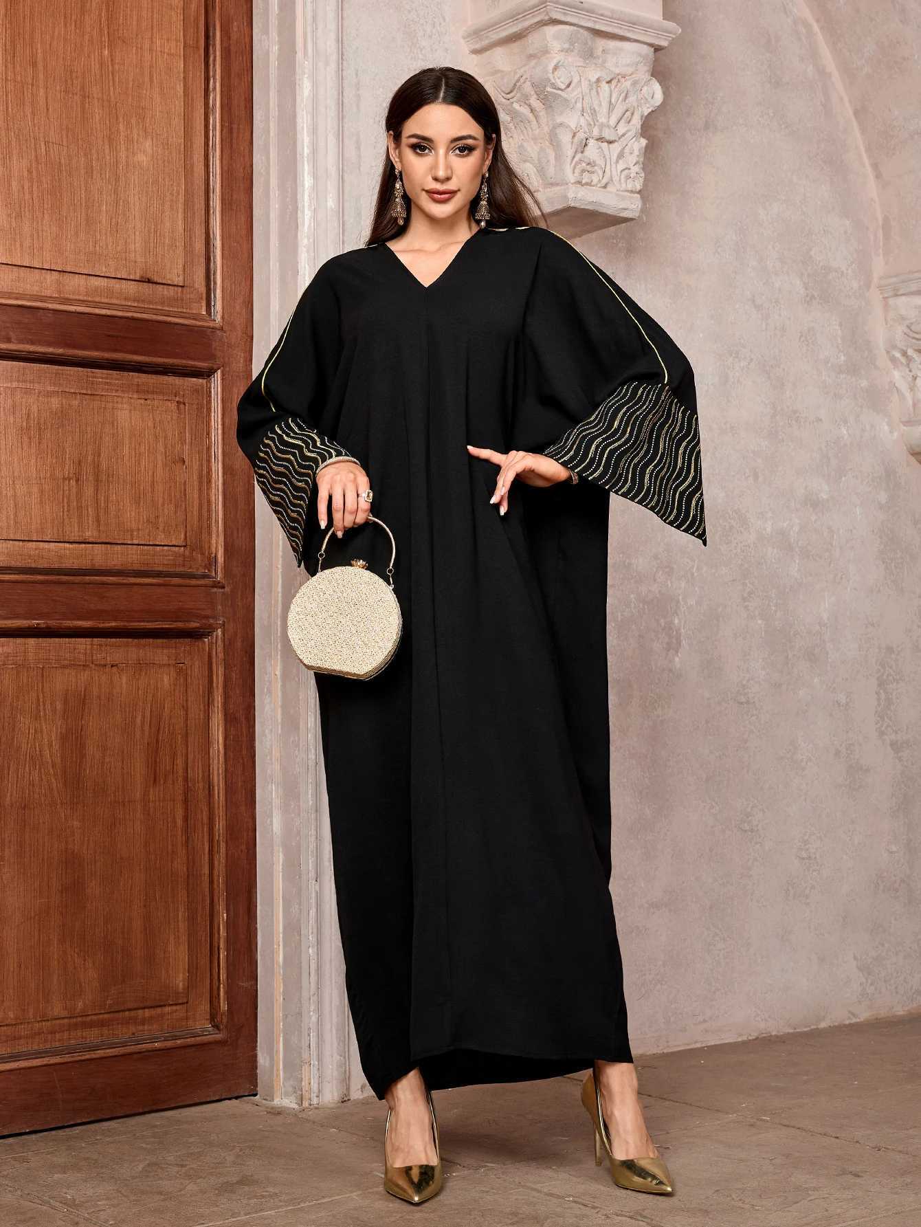Eid Abaya Muslim Party Long Dress V-Neck Embroidery Abayas for Women Dubai Luxury Turkey Islamic Clothing Kaftan Hijab Robe X250514