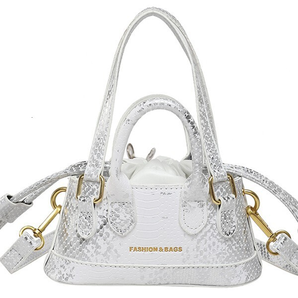 Designer Pack Premium Delicate Room Golden Snake Pattern Portable Small Square For Women New Fashion Versatile Lipstick Powder Shoulder Bag Free Shipp