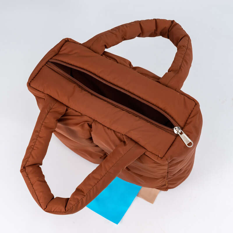 2023 New Embroidered Thread Space Cotton Crossbody Fashionable Bright Face Women's Bag Single Shoulder Casual Handbag