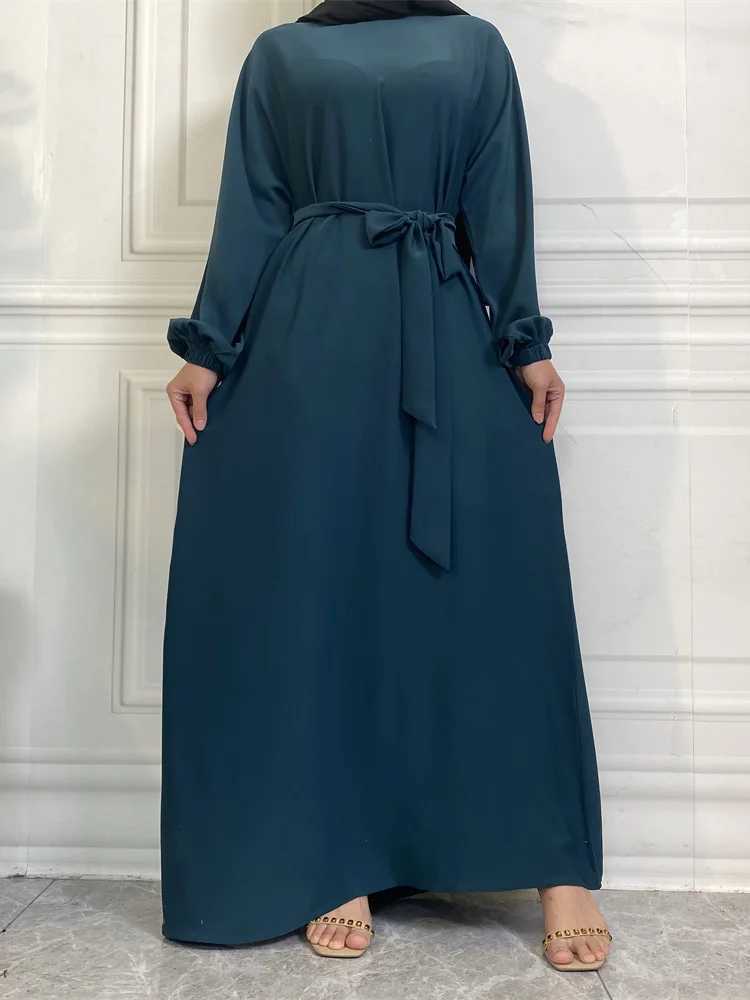 Hot Selle Simple Style Moroccan Dresses Kaftan Turkey Solid Color Gulf Abayas Islamic Women Long Dress Muslim Saudi Robe Ramadan X2505141