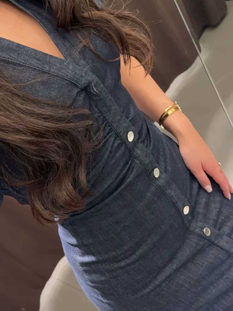 Womens Denim V-neck Short Sleeved Long Dress Chic Slim Fit Single Breast Slit Dresses New High Street Casual Solid Commuter GownXJ250514