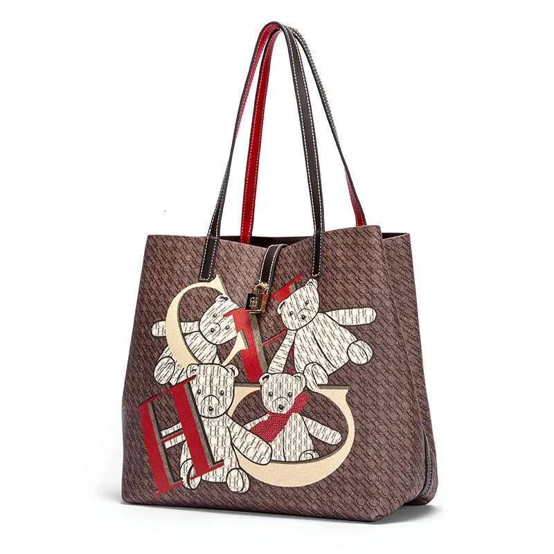 Brand Retro Classic Commuter Travel Bucket 2025 Cartoon Bear Pattern Large Capacity Ladies Shoulder Bag