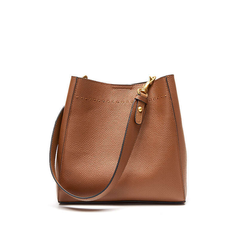 2025 Spring/Summer New Collection: Baotou Layered Leather Women's Large Capacity Bucket Bag, Versatile Single Shoulder Crossbody Bag