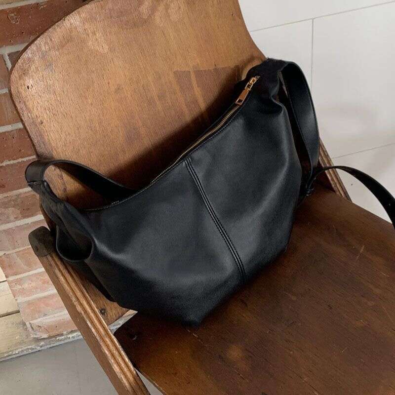 Small niche dumpling for women new style high-end fashionable and versatile Underarm shoulder bag large capacity