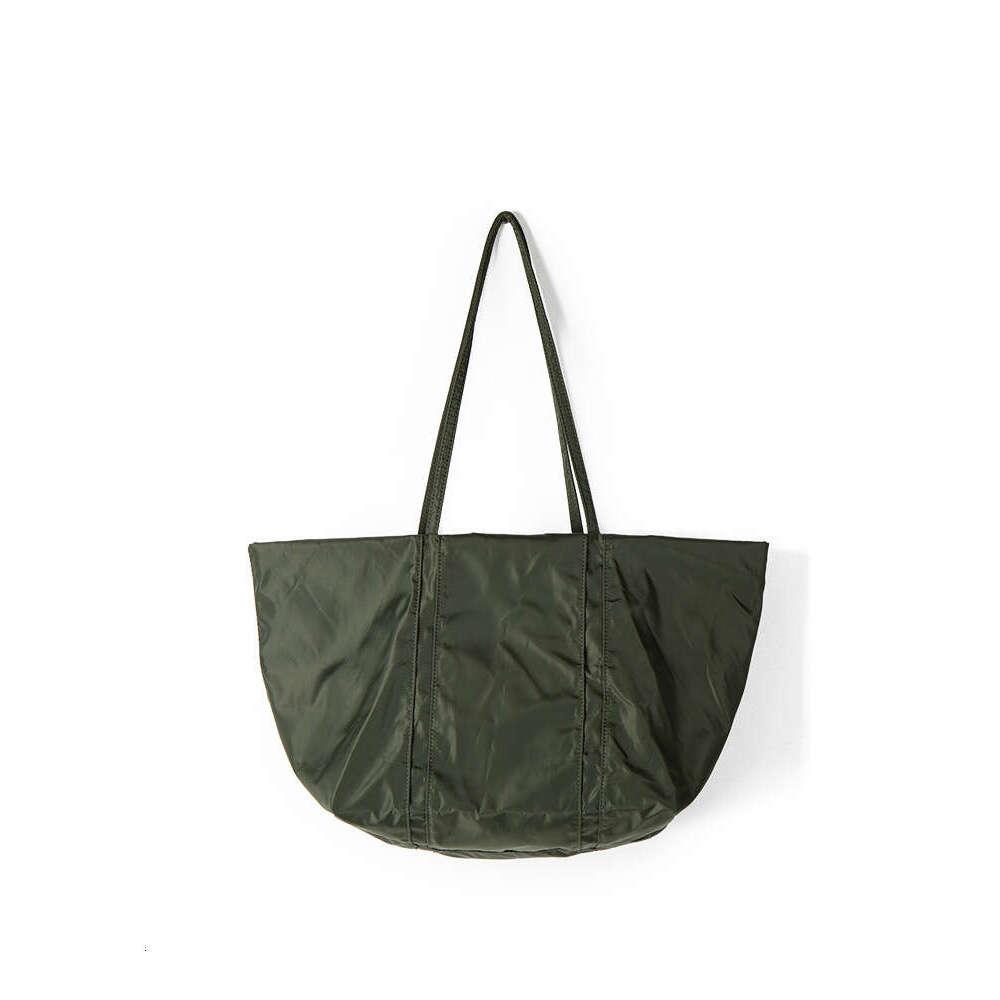 Small Fragrant Design, Waterproof Nylon Cloth For Women's Spring 2024 Commuter Versatile Large Capacity Tote Bag