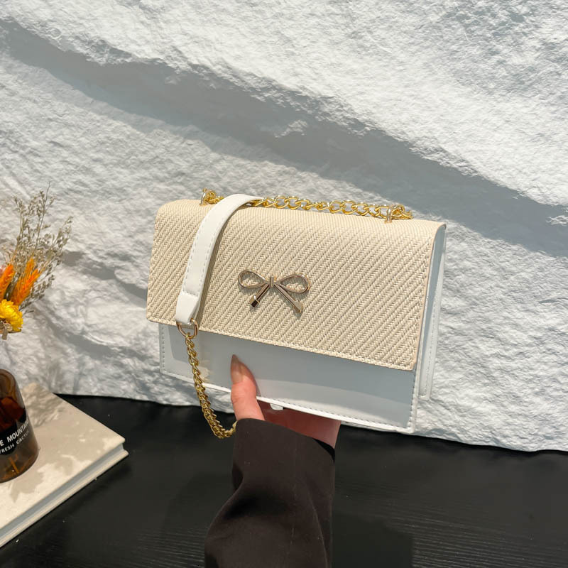 Simple Small Luxury Bag Square 2025 Spring Summer New Fashion New Free Delivery Designer Bag Bow Chain Versatile Shoulder Women's Crossbody Bag