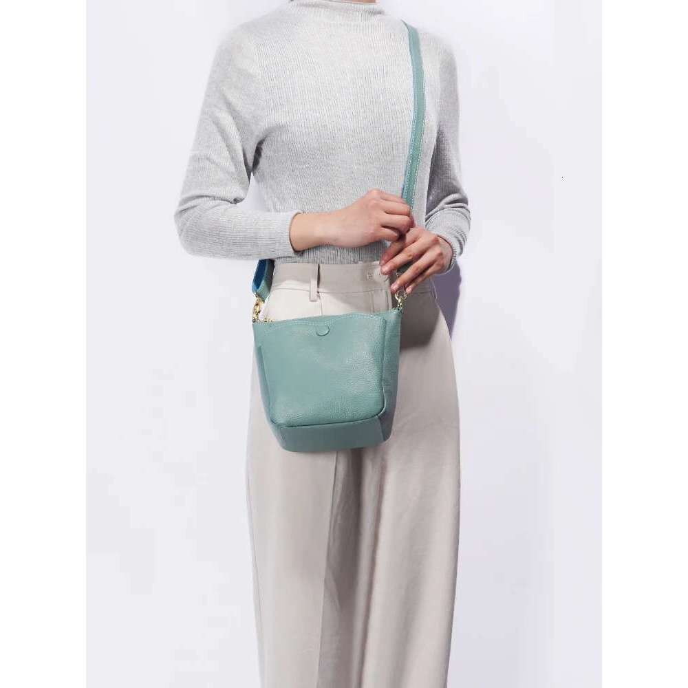 Zency Laides Small Soft Cow Leather Handbag New Casual Women Crossbody Simple Many Color Bag For Phone Female Purses