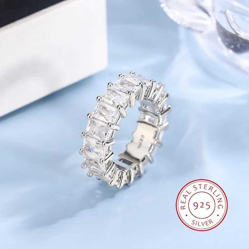 2024 New Arrivals Womens Large Zircon Gold Rings Fashion Wedding Engagement Rings 925 Silve Hip Hop JewelryXJ250514