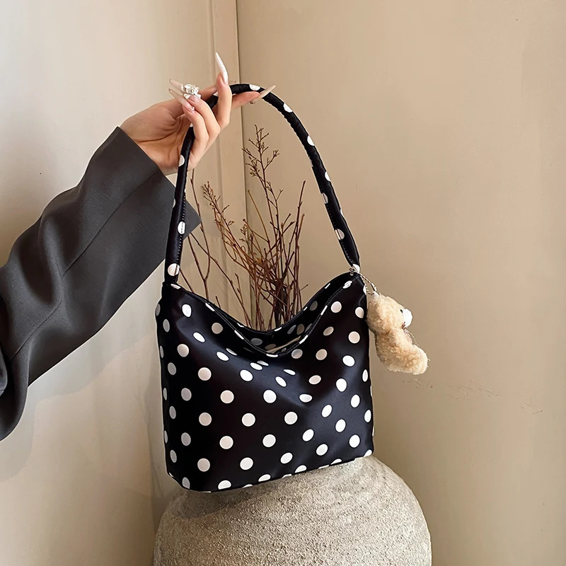 1pcs pure color polka dot shoulder bag fashion armpit bucket comes with pendant 250514