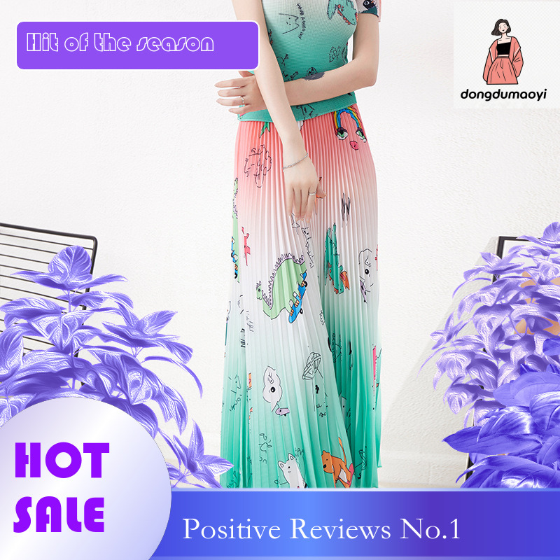 dongdumaoyi Miyake 2025 Summer New Commuter Cartoon Printed T-shirt, Half Skirt Set, Folded Women's Wear Set