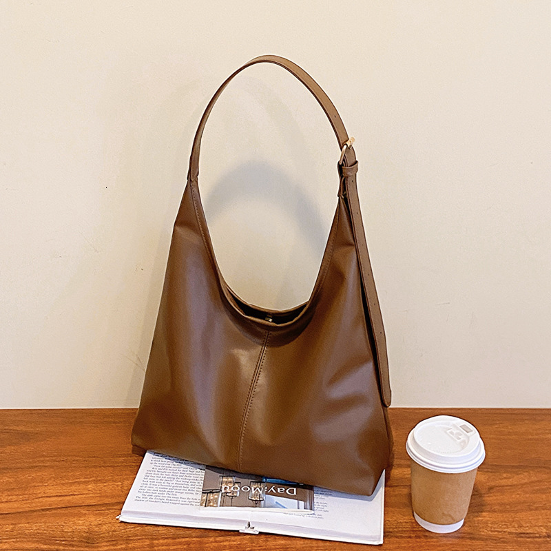 Free Delivery Designer Bag Commuting Textured Shoulder For Women 2025 Popular Korean Version This Year Temperament Underarm Tote Fashionable Woman Lux