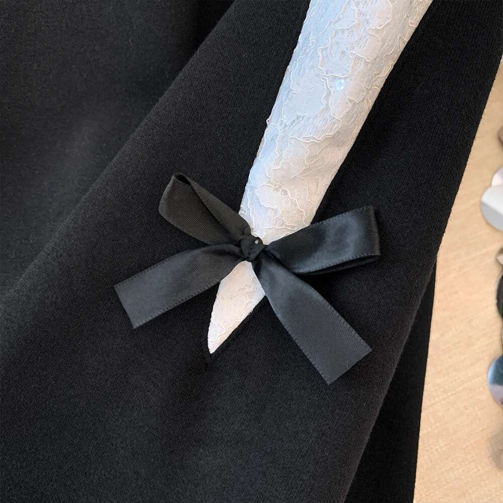 Spring Autumn Plus Size Women's Lapel Lace Edge Black and White Splicing Jacket Casual Loose Commuter Long Sleeve Top