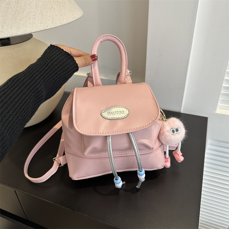 Free Delivery Designer Bag Women's Commuter Texture Hand 2025 Korean Edition Autumn And Winter Versatile Backpack Casual Bag Trend Luxury Bag