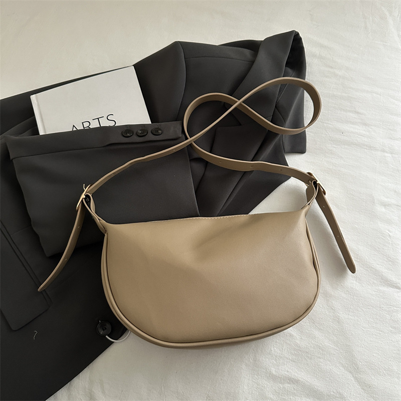 Solid Color For Women 2025 New Free Delivery Designer Bag New Model Internet Celebrity Simple Single Shoulder Underarm Soft PU Luxury Bag Crossbody Ba