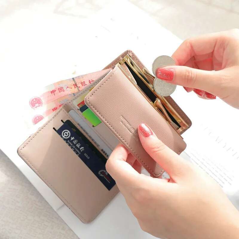 Wallets and Purses PU Leather Money Bag Female Short Hasp Purse Small Coin Card Holders Cute Girls Clutch New Women Wallet