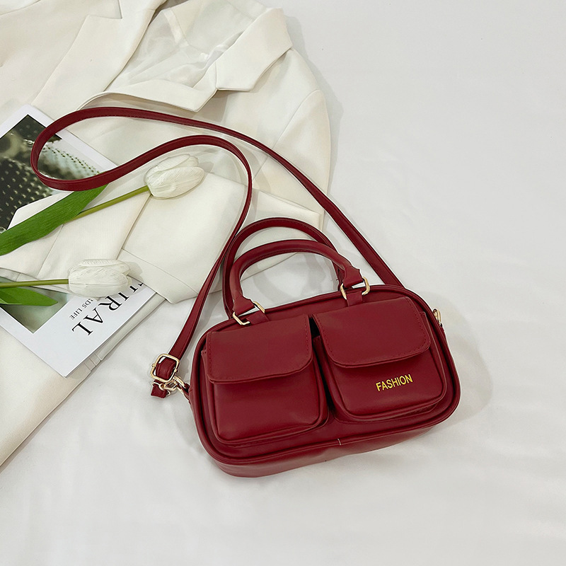 Spring And Summer New Fresh Luxury Bag Women s Fashionable Casual New Free Delivery Designer Bag Handheld Small Square Bag Korean Niche Single Shoulde