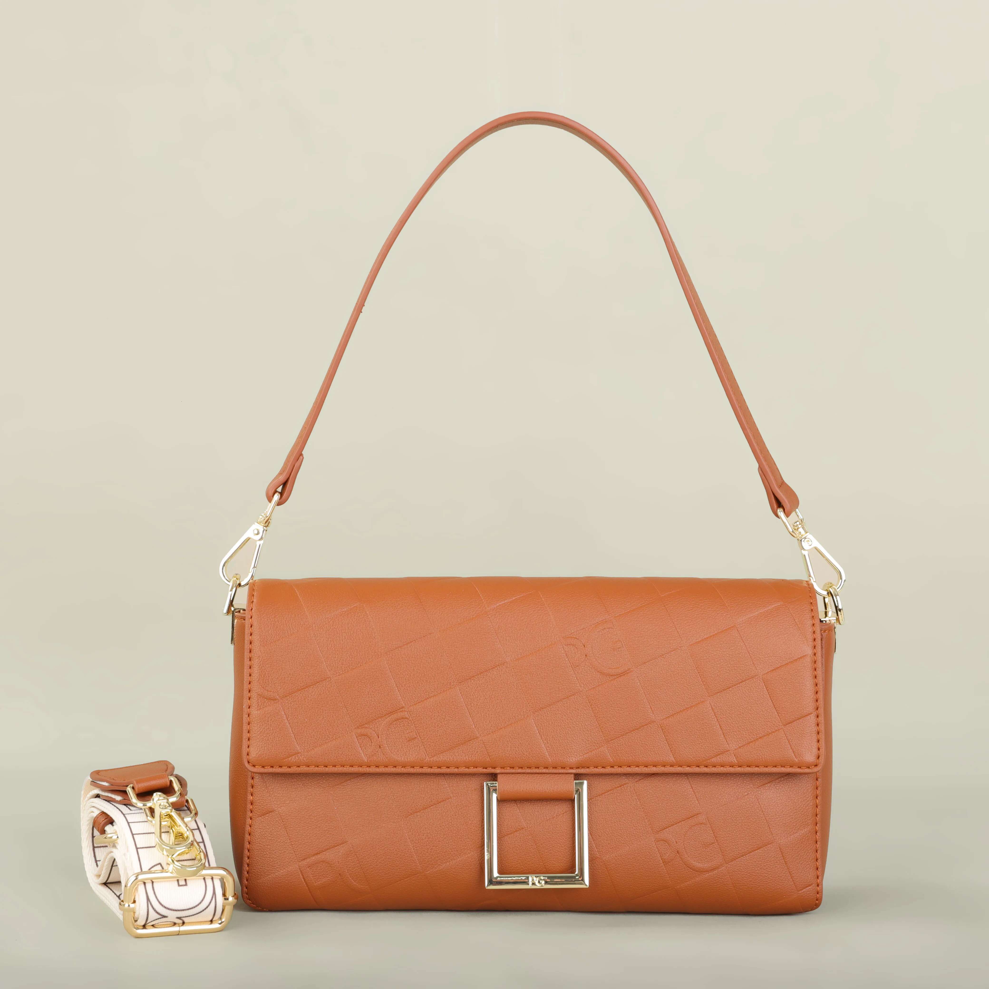 PG Exquisite Brand Fashion Handbag Classic Solid Design Shoulder Dark Letter Emed Ladies Party Bag