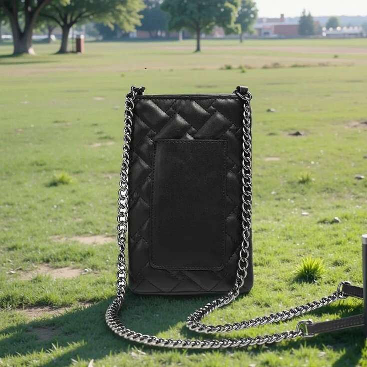 Fashionable Women's Herringbone Chain Shoulder Crossbody Eagle Head Bag, And Mobile Phone Multifunctional Bag