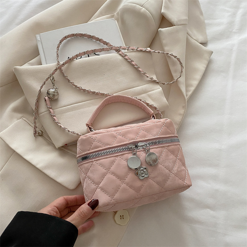 Free Delivery Designer Bag Xiaoxiangfeng Ladies' 2025 New Diamond Grid Mini Hand High End And Versatile Chain Shoulder Crossbody Luxury Bag