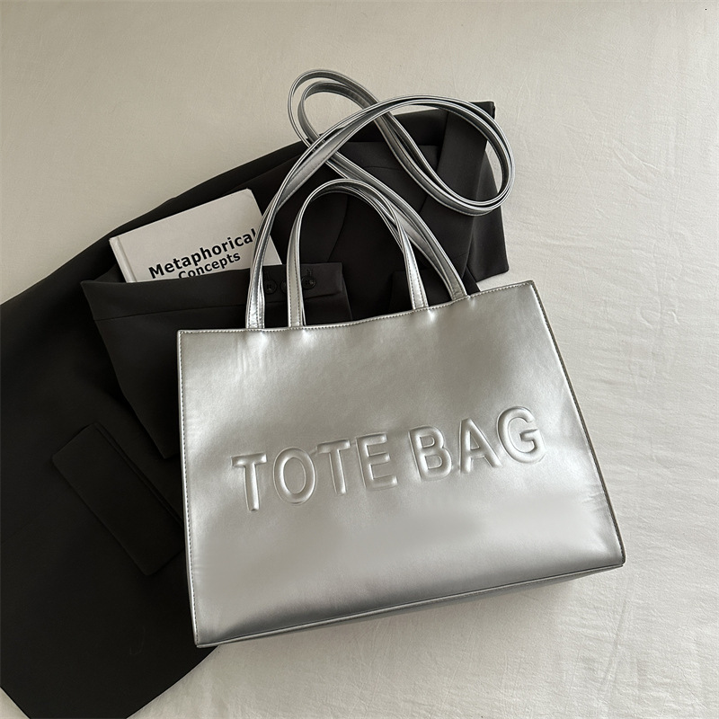 Free Delivery Designer Bag Korean Niche Fashion Tote For Women 2025 New Large Capacity Student Commuting Versatile Shoulder Luxury Bag