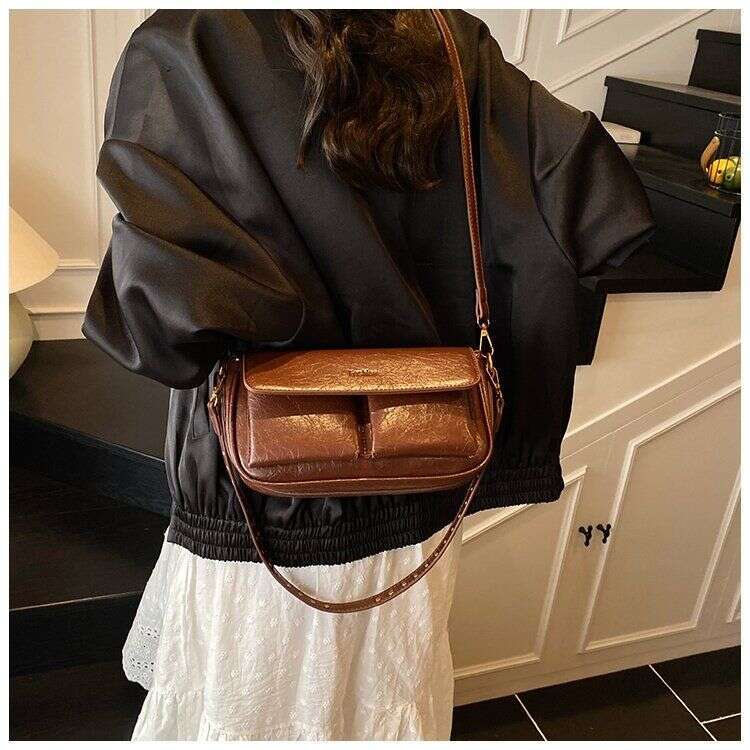 casual texture solid color commuting fashion underarm single shoulder rivet large capacity high-end feel bag