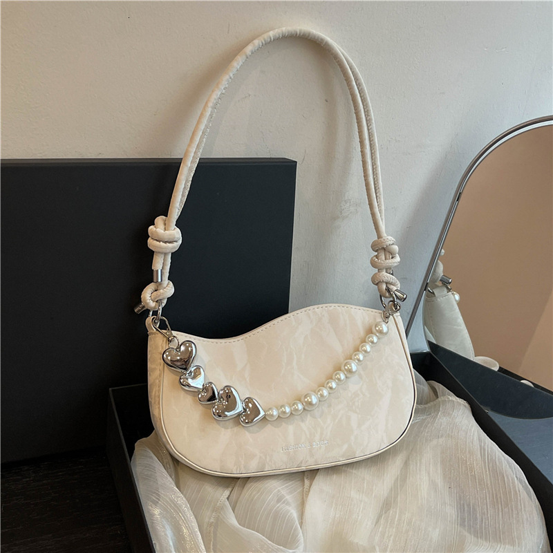 Free Delivery Designer Bag Small Niche Design For Women 2025 New High End Style French Stick Pearl Chain Armpit Single Shoulder Crossbody Luxury Bag