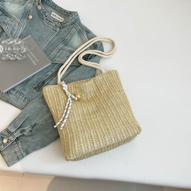 2025 Spring New Trendy Straw Single New Free Delivery Designer Luxury Bag Bag Shoulder Tote Small Fresh Artistic Woven Handheld Women's Bag Handb