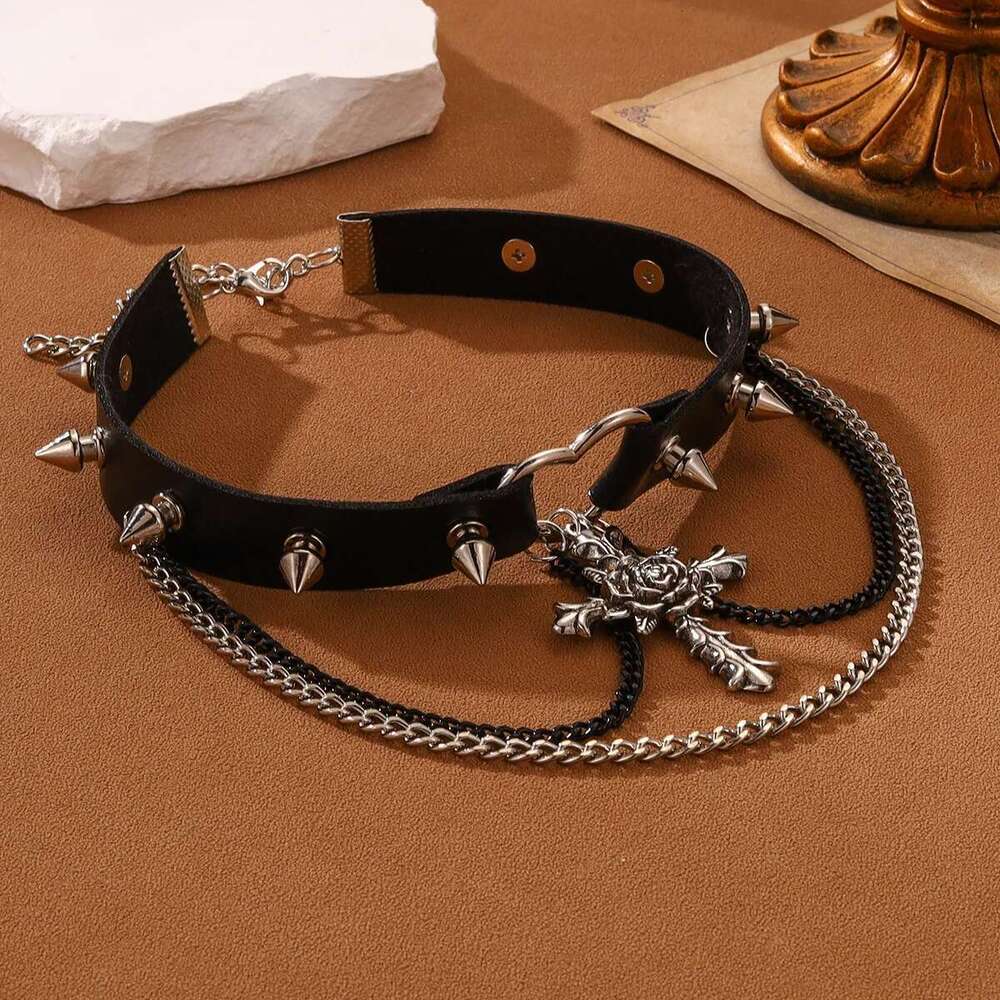 Y2K Punk Style Cross Choker Collar Exaggerated Personality Design Sense Tassel PU Necklace Sweet Cool Babes Accessories
