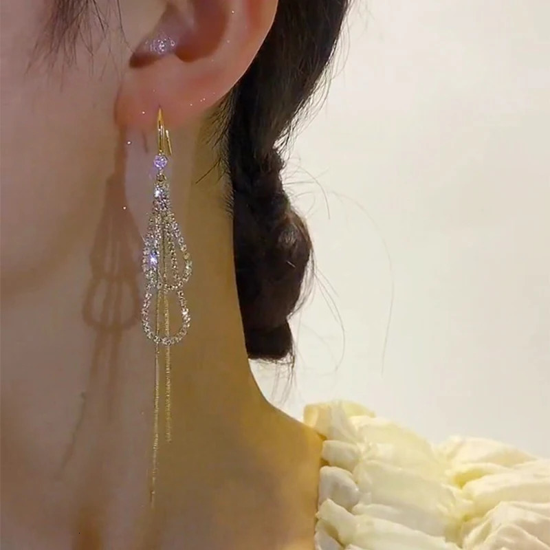 Unique Double-layer Water Drop Long Tassel Gold Color Ear Hook Women Fashion Light Elegant Ladies Premium Jewelry 250513