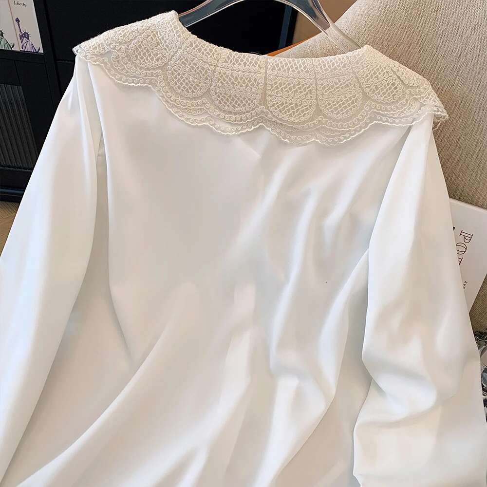 Plus-size Women's Fall Casual Commute Loose comfortable shirt White solid color simple doll collar button lace long-sleeved top