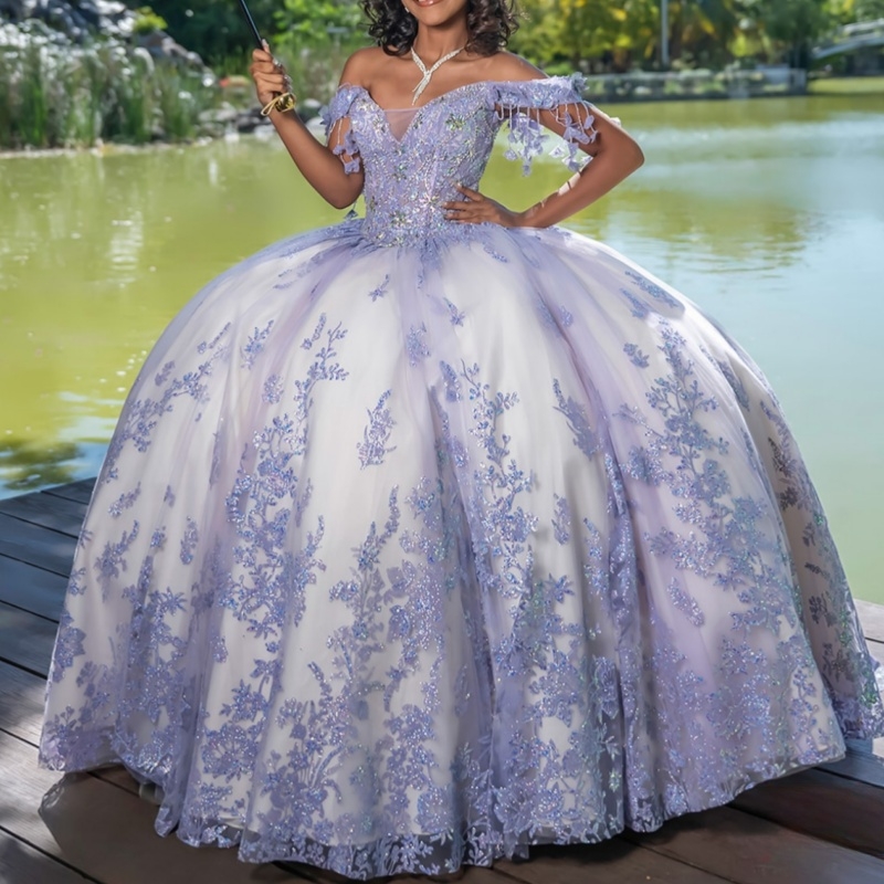 Lavender Shiny Quinceanera Dresses Off Shoulder Ball Gown Sweet 16 Dress Beading Applique Lace Bow Tull Birthday Party Vestidos 15 Anos