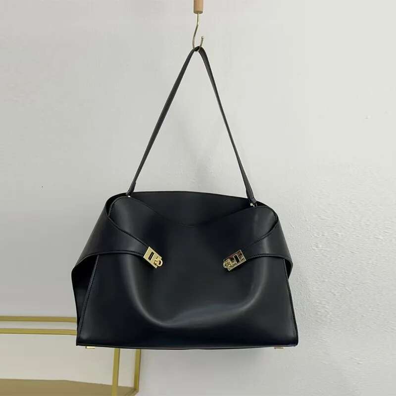 Brand All-Match Lock Buckle Shoulder Underarm Large Capacity Mommy Designer Hardware Crossbody Bag Women Roomy Bags
