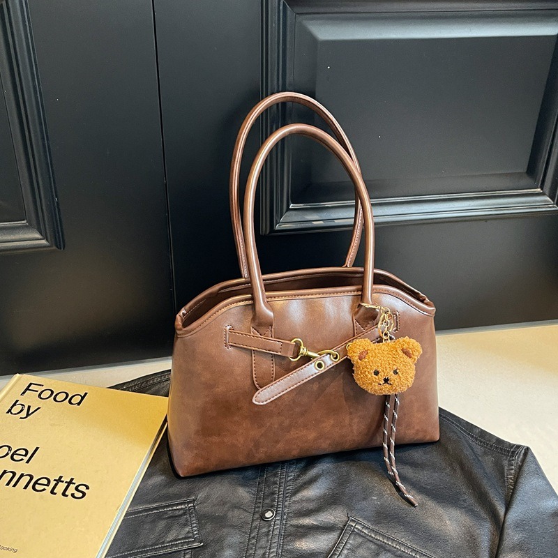 Versatile Womens Designer Shoulder Satchel Chic Soft Leather & Timeless Aesthetic