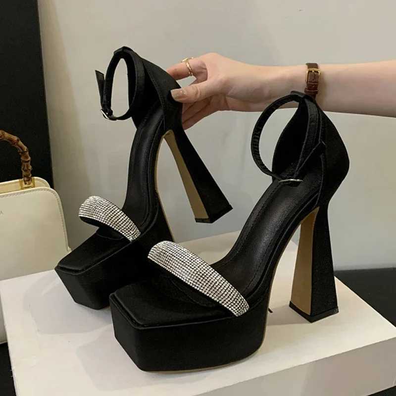 Equal Fashion CRYSTAL Buckle Strap Open Toe Women Sandals 2025 Summer Platform High Heels Nightclub Ladies Shoes W250514