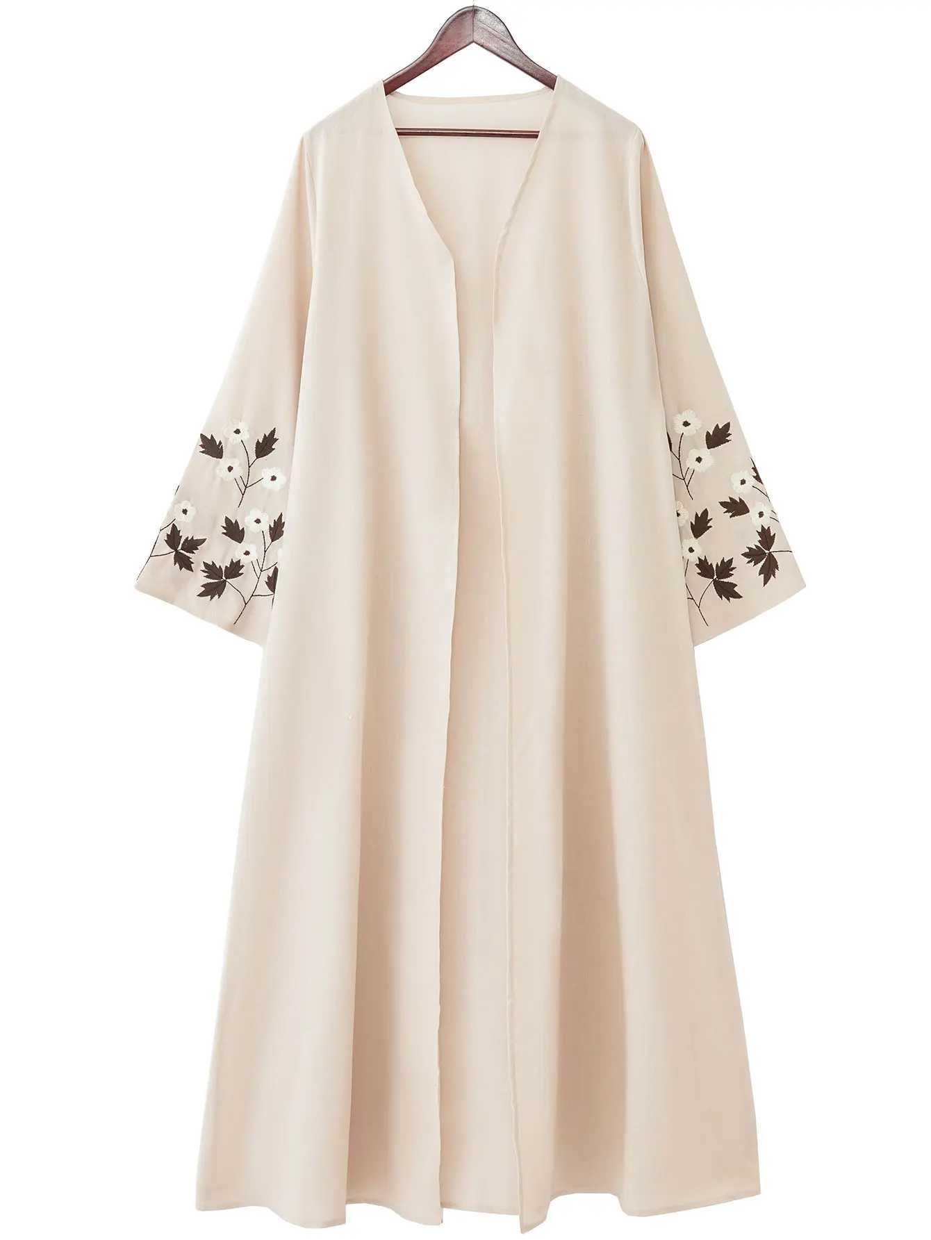Apricot Color Muslim Abaya Boasting Exquisite Floral Cuff Embroidery Blending Timeless Elegance and Fashion for Ramadan Islamic X250514