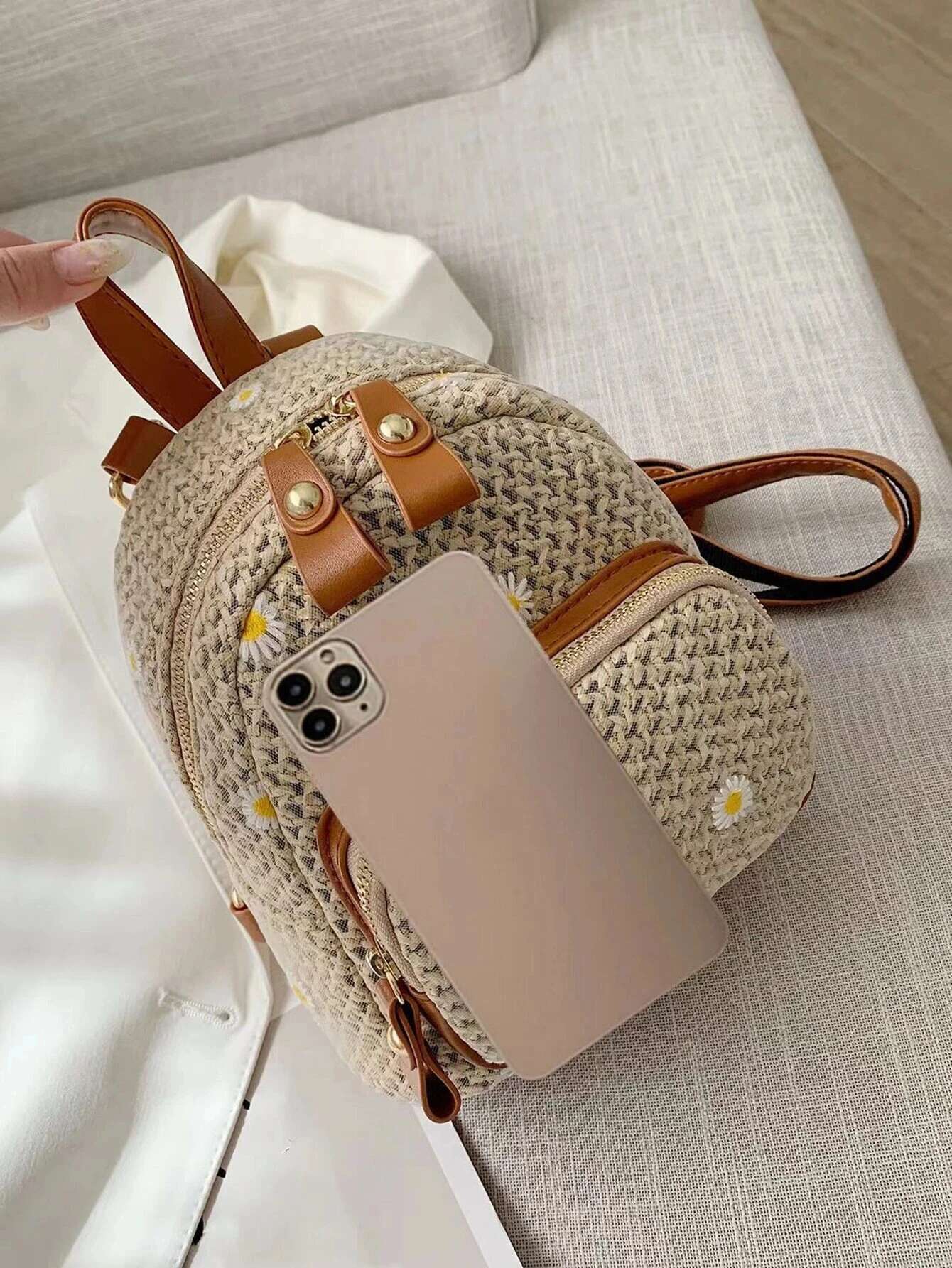 2025 new bag mini floral embroidery bag summer beach travel vacation fashion designer woven small backpack new trend fashion backpack commuting bag wo
