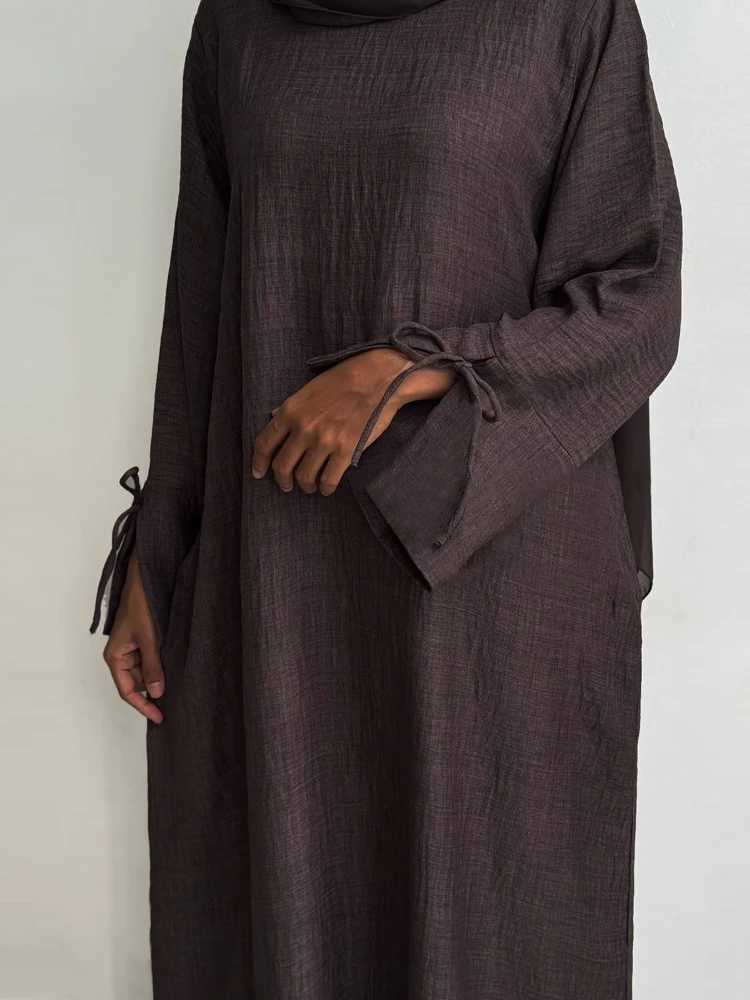 Loose Closed Abaya Dress New Women Pullover Muslim Dress Slit Cuffs Casual Hijabi Outwear Dubai Islamic Arab Clothing Ramadan X250514