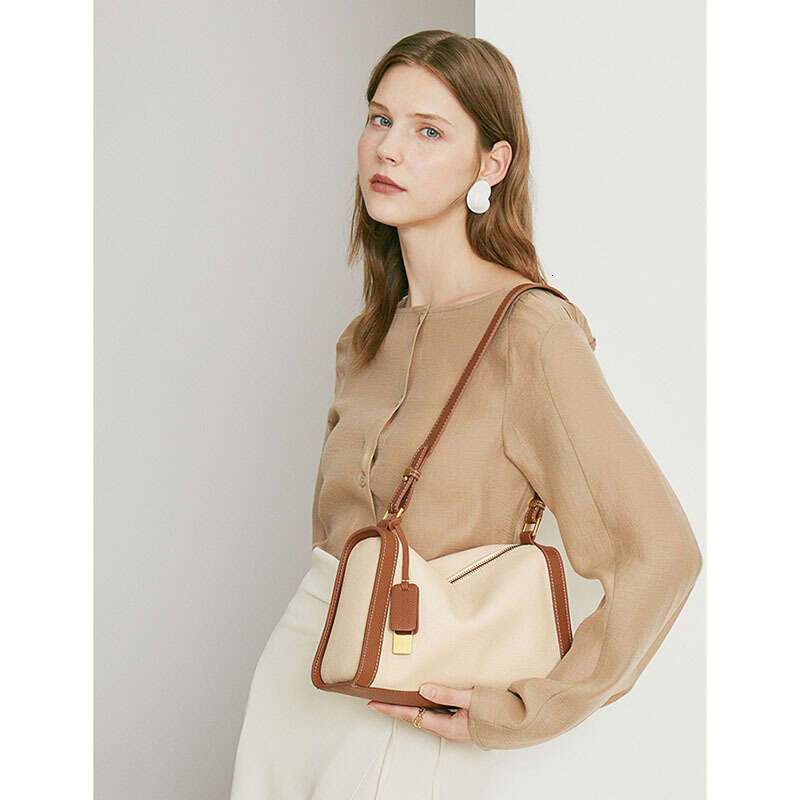 Women's 2024 New Top Layer Cowhide Single Shoulder Crossbody Tote High-End Feeling Bag, Women's Leather Pillow Bag