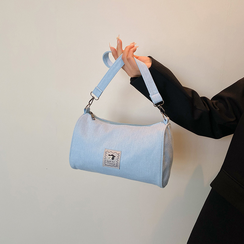 2025 Luxury Bag New Casual Versatile New Free Delivery Designer Bag Girl Pillow Cute Commuting Cowboy Small Fresh Student Crossbody Bag Female