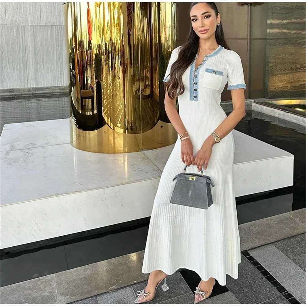Elegant Contrasting Women Knit Maxi Dress Chic O-neck Short Sleeve Metal Buttons Bodycon Dresses Office Lady Commuting RobeXJ250514