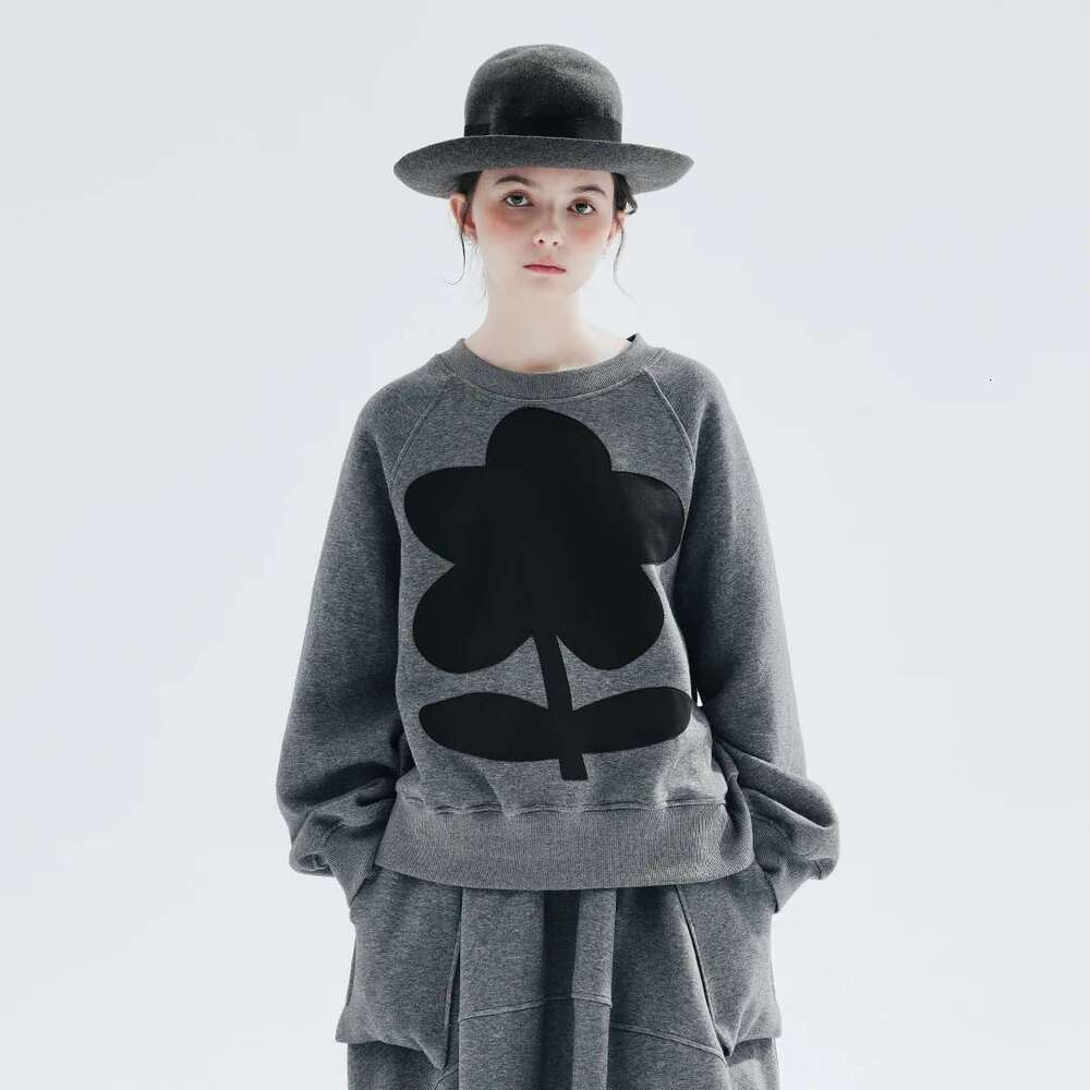 Imakokoni 2023 New Original Air Layer Flowers Grey Round Neck Hoodie Women Spring And Autumn 234270 Designer
