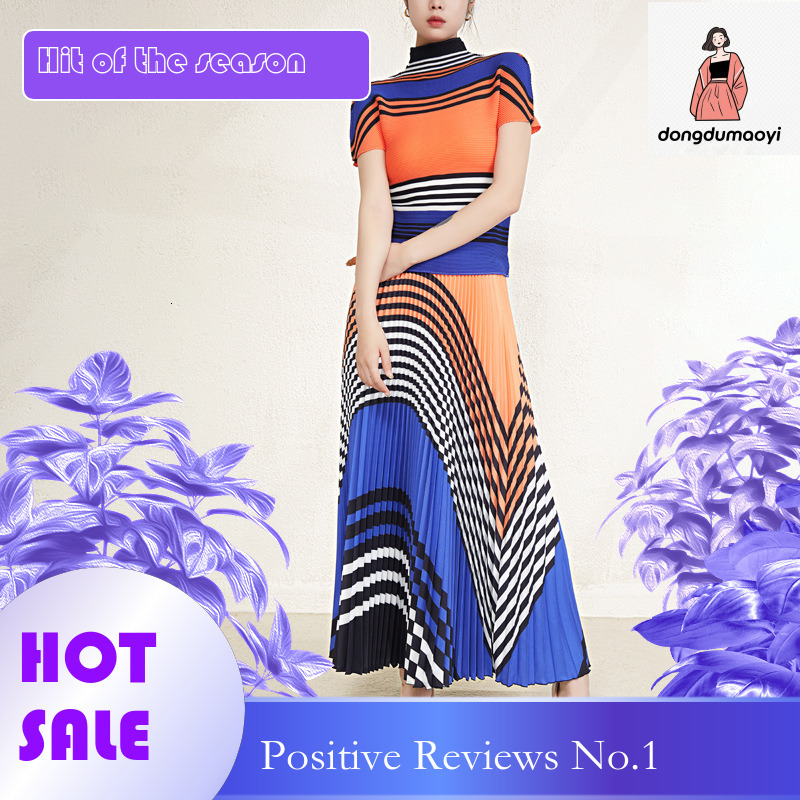 dongdumaoyi Folding niche suit for women's Miyake spring and summer new style French design short sleeved T-shirt with pleated half body long ski