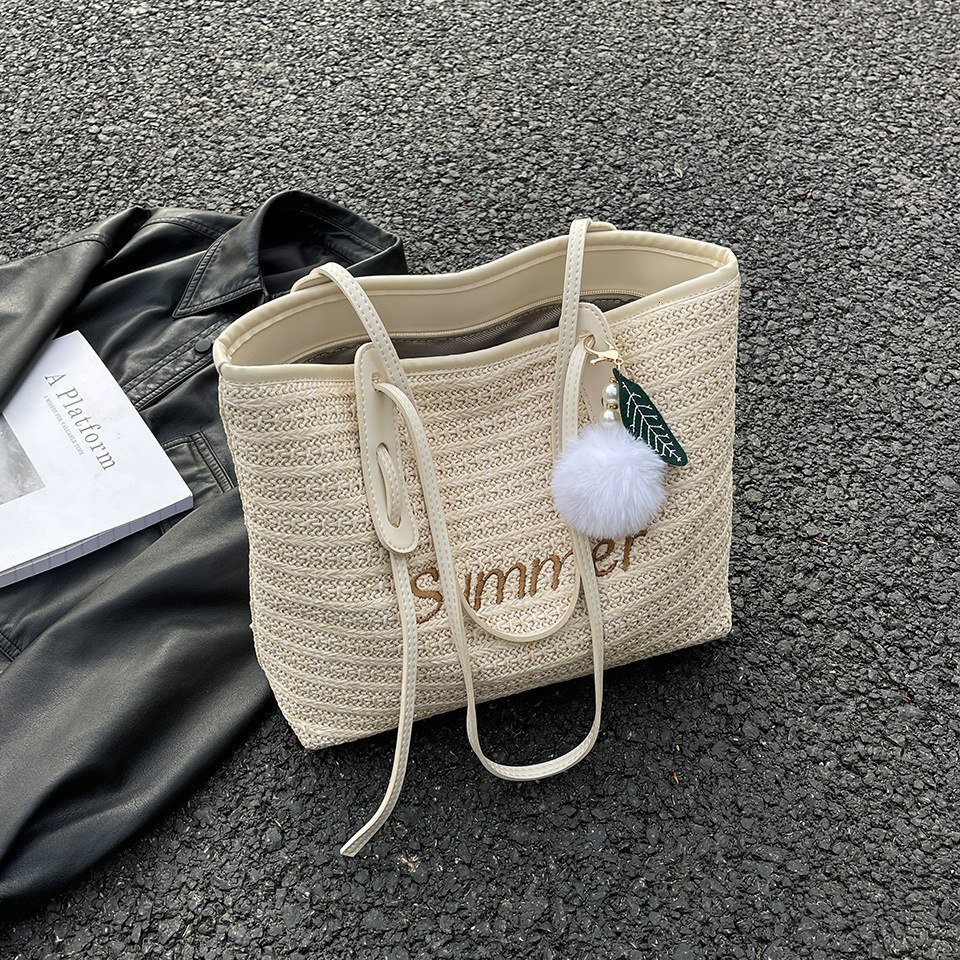 Summer popular vegetable basket for women 2025 new grass woven bag, large capacity versatile commuting single shoulder bucket bag