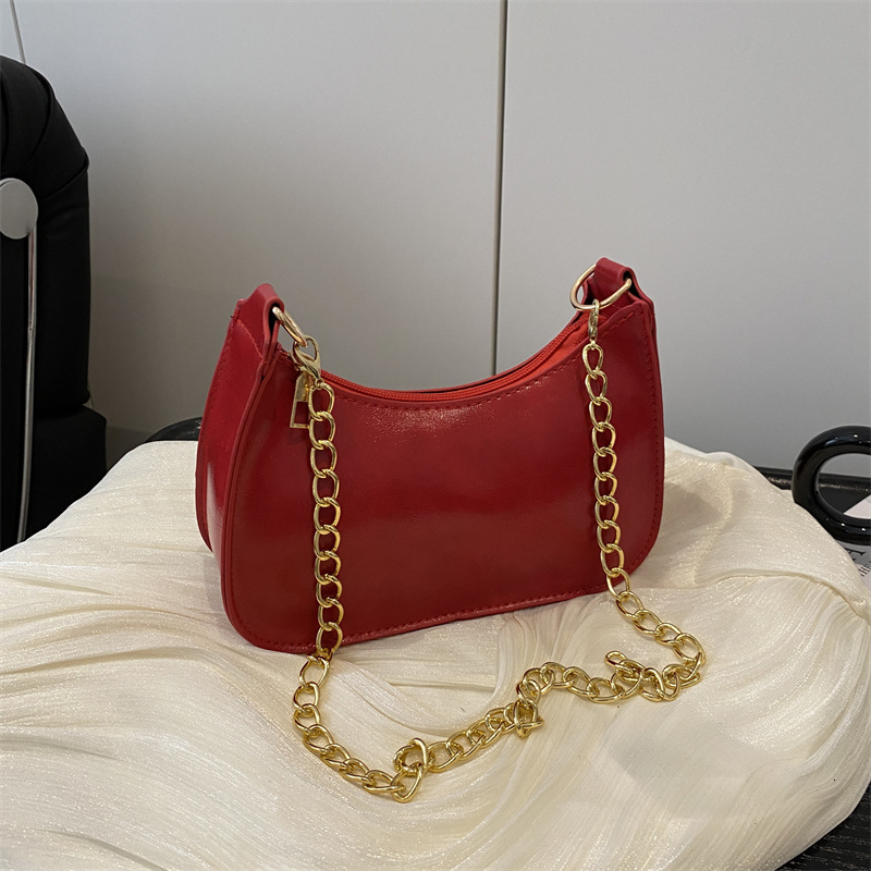 Fashion Feminine Temperament Highend Feeling New Westernstyle Chain Armpit Shoulder Crossbody New Luxury Bag Free Delivery Designer Bag Bag Fashionabl
