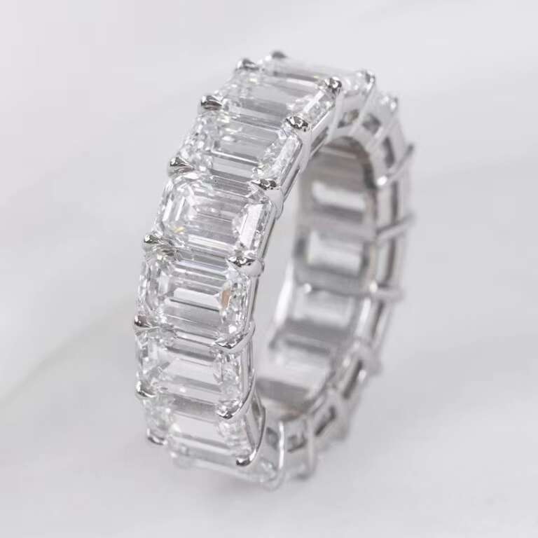 Hot Selling 18k Gold Plated Iced Oiut Full Diamond Moissanite Eternity Band Ring 925 Sterling Silver Moissanite Diamond Ring