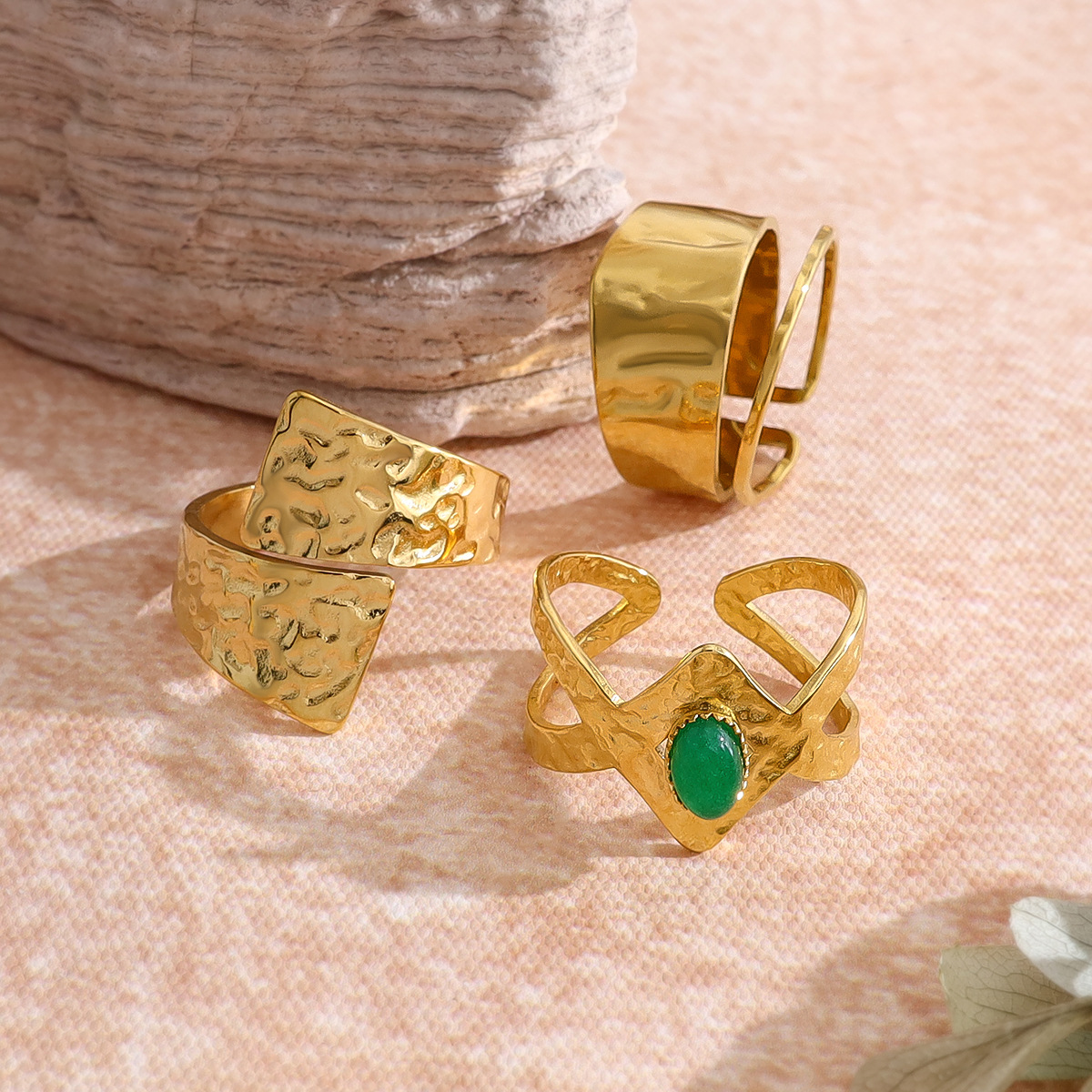 New 18K Gold Titanium Ring for Women, High-End INS Style, Hammered Texture with Natural Stone, Adjustable, Non-Fading